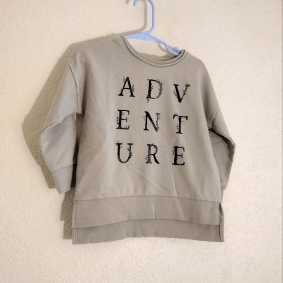 Rylee and Cru Adventure Sweatshirt - Picture 2 of 5